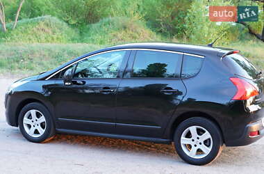 Внедорожник / Кроссовер Peugeot 3008 2013 в 