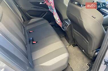 Внедорожник / Кроссовер Peugeot 3008 2020 в 