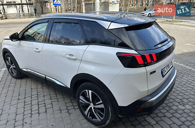 Позашляховик / Кросовер Peugeot 3008 2019 в 