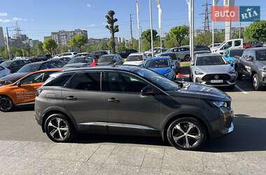 Внедорожник / Кроссовер Peugeot 3008 2022 в 