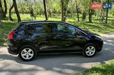 Внедорожник / Кроссовер Peugeot 3008 2010 в 