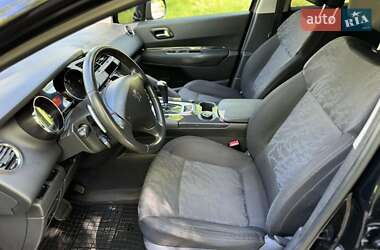 Внедорожник / Кроссовер Peugeot 3008 2010 в 