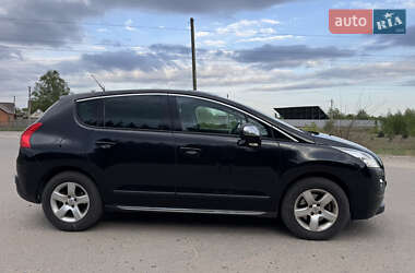 Позашляховик / Кросовер Peugeot 3008 2011 в 