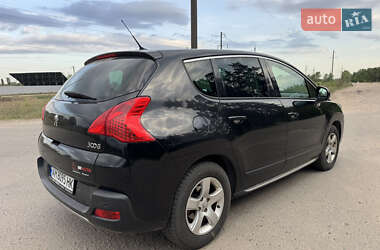 Позашляховик / Кросовер Peugeot 3008 2011 в 
