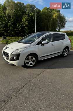 Позашляховик / Кросовер Peugeot 3008 2010 в Львові