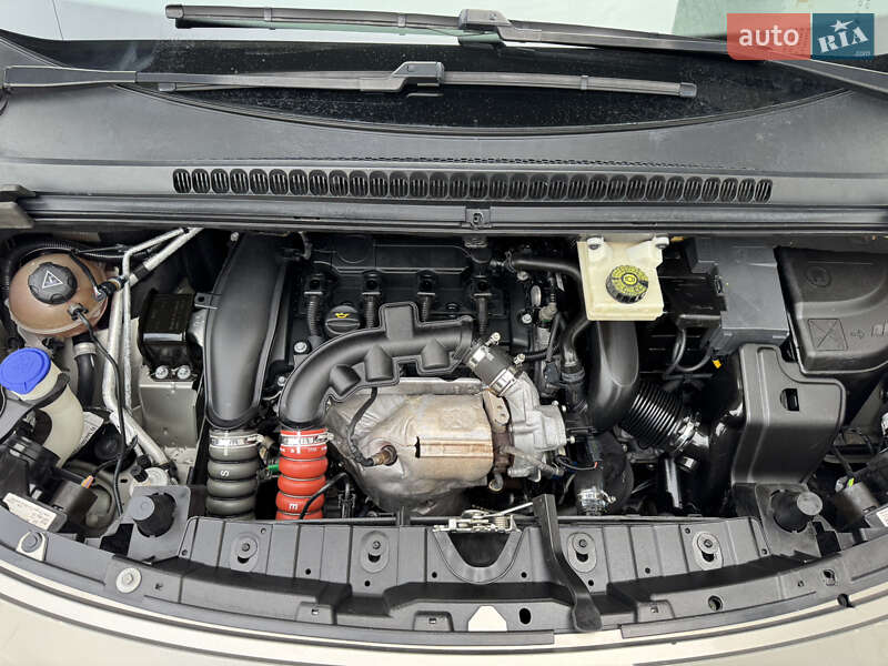 Внедорожник / Кроссовер Peugeot 3008 2012 в Киеве
