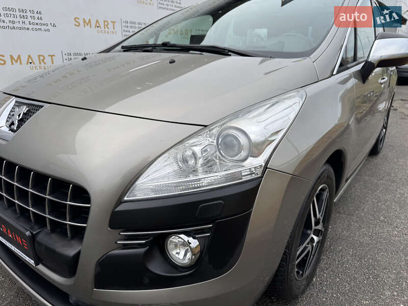 Внедорожник / Кроссовер Peugeot 3008 2012 в Киеве