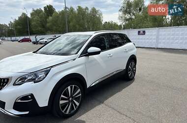 Позашляховик / Кросовер Peugeot 3008 2019 в 