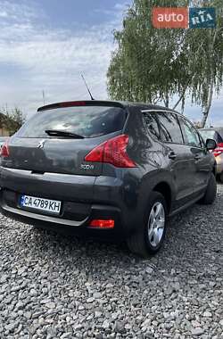 Позашляховик / Кросовер Peugeot 3008 2012 в 