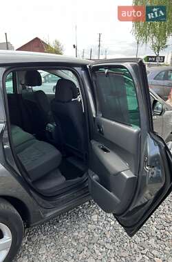 Позашляховик / Кросовер Peugeot 3008 2012 в 