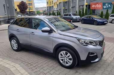 Позашляховик / Кросовер Peugeot 3008 2018 в 