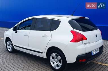 Позашляховик / Кросовер Peugeot 3008 2013 в 