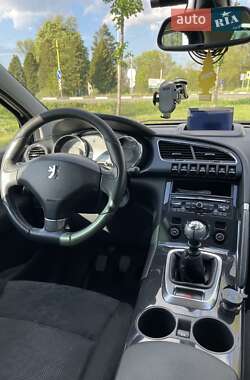 Внедорожник / Кроссовер Peugeot 3008 2010 в 