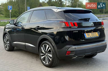 Позашляховик / Кросовер Peugeot 3008 2019 в 