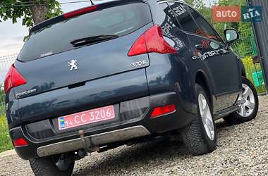 Позашляховик / Кросовер Peugeot 3008 2011 в 