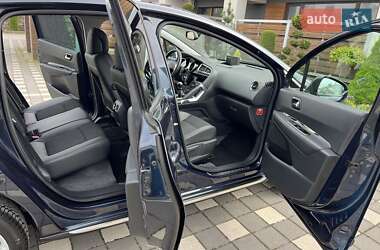Внедорожник / Кроссовер Peugeot 3008 2015 в 