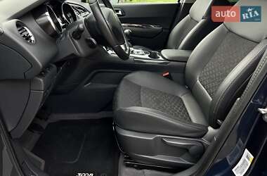 Внедорожник / Кроссовер Peugeot 3008 2015 в 