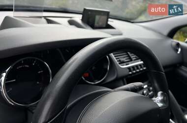 Внедорожник / Кроссовер Peugeot 3008 2015 в 