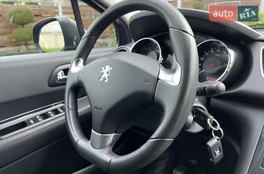 Внедорожник / Кроссовер Peugeot 3008 2015 в 