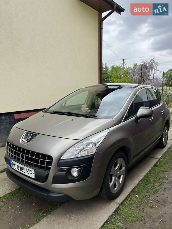 Внедорожник / Кроссовер Peugeot 3008 2009 в 