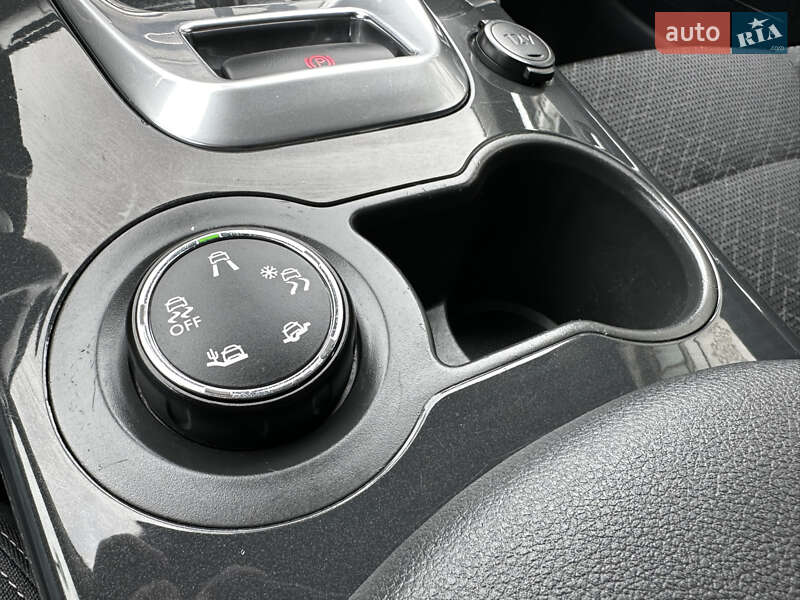 Позашляховик / Кросовер Peugeot 3008 2014 в Стрию