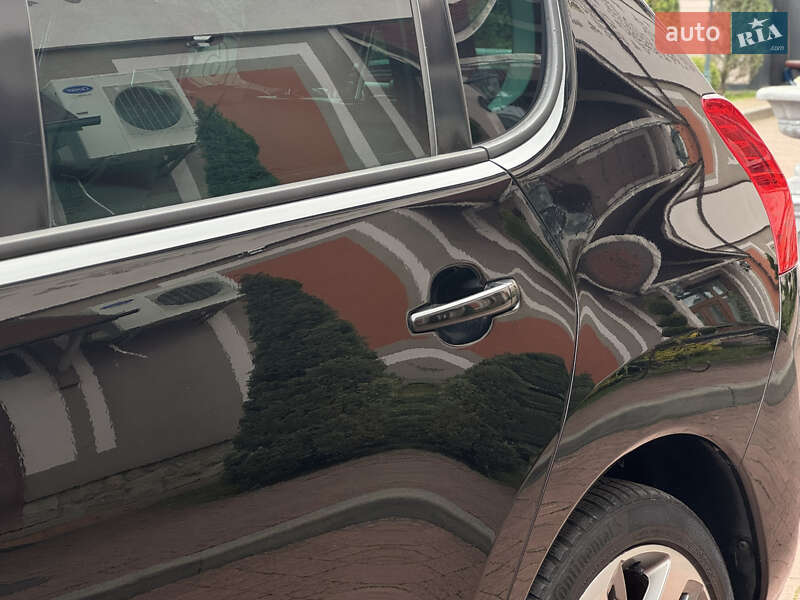 Позашляховик / Кросовер Peugeot 3008 2012 в Стрию