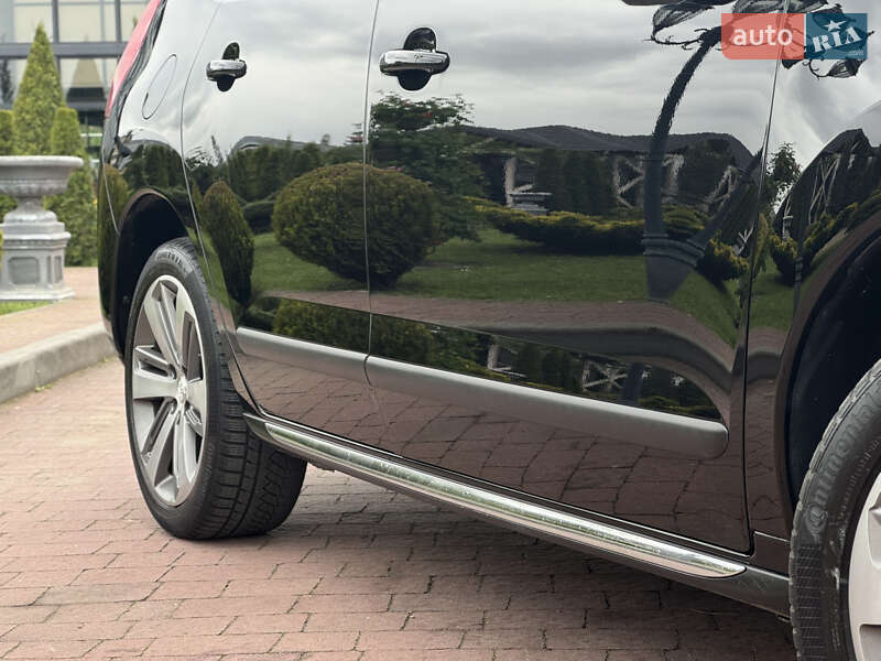 Позашляховик / Кросовер Peugeot 3008 2012 в Стрию