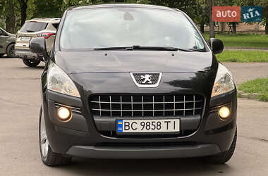 Позашляховик / Кросовер Peugeot 3008 2012 в 