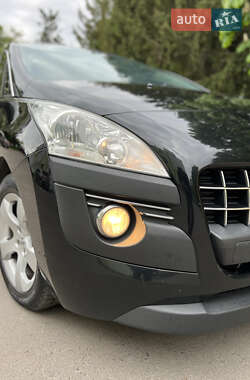 Позашляховик / Кросовер Peugeot 3008 2012 в 