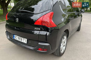 Позашляховик / Кросовер Peugeot 3008 2012 в 
