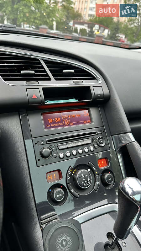 Позашляховик / Кросовер Peugeot 3008 2011 в Рівному
