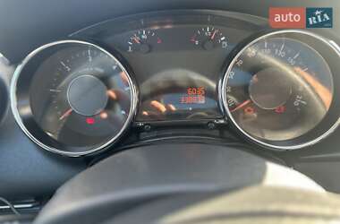 Внедорожник / Кроссовер Peugeot 3008 2010 в 