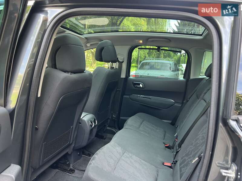 Внедорожник / Кроссовер Peugeot 3008 2012 в Ровно
