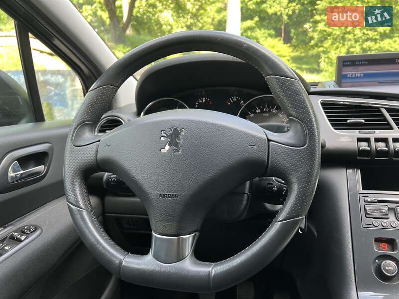 Внедорожник / Кроссовер Peugeot 3008 2012 в Ровно