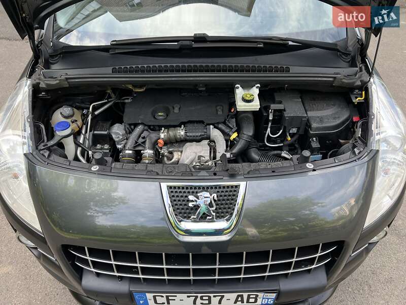 Внедорожник / Кроссовер Peugeot 3008 2012 в Ровно