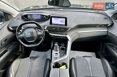 Внедорожник / Кроссовер Peugeot 3008 2018 в 