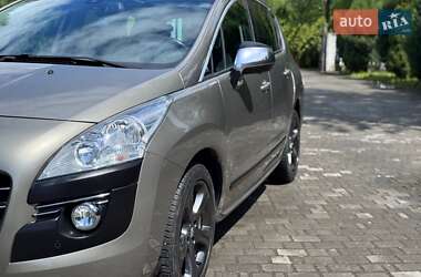 Внедорожник / Кроссовер Peugeot 3008 2011 в Самборе