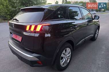 Позашляховик / Кросовер Peugeot 3008 2020 в 