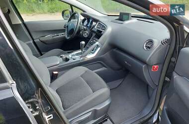 Позашляховик / Кросовер Peugeot 3008 2014 в 