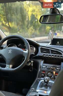 Внедорожник / Кроссовер Peugeot 3008 2013 в 