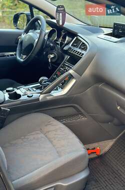 Внедорожник / Кроссовер Peugeot 3008 2013 в 