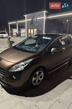 Позашляховик / Кросовер Peugeot 3008 2013 в Самборі