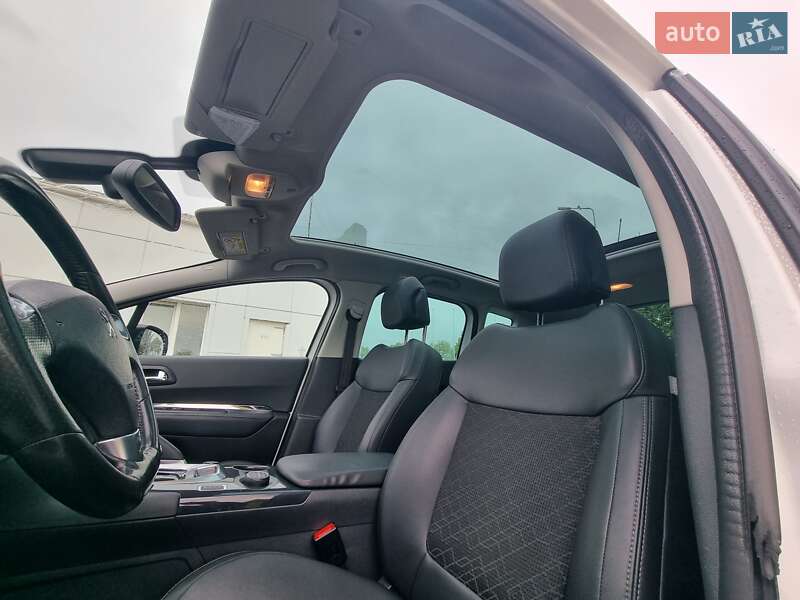 Позашляховик / Кросовер Peugeot 3008 2015 в Коломиї