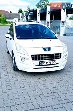 Позашляховик / Кросовер Peugeot 3008 2010 в 