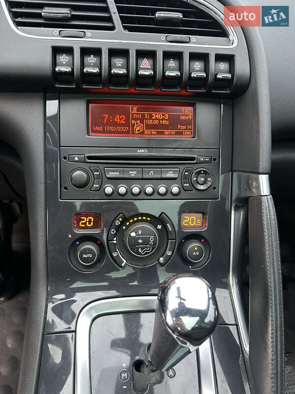 Позашляховик / Кросовер Peugeot 3008 2009 в Львові