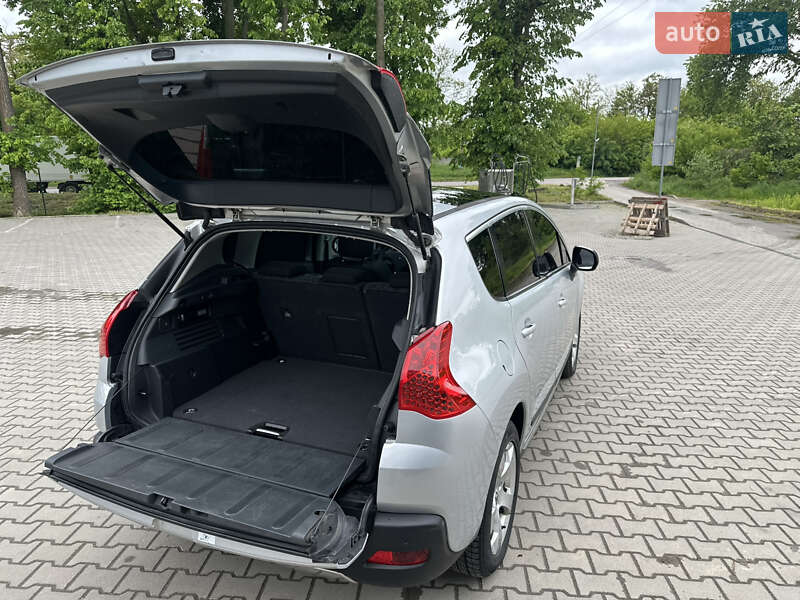 Позашляховик / Кросовер Peugeot 3008 2009 в Львові