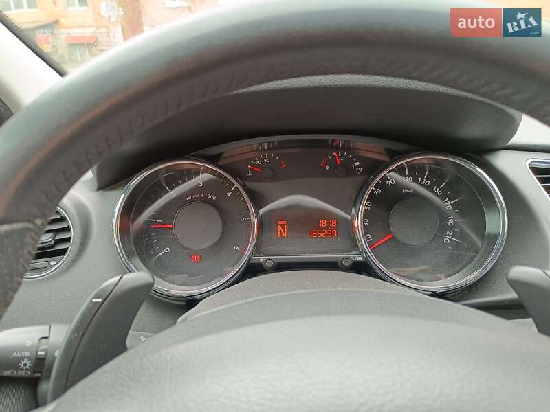 Внедорожник / Кроссовер Peugeot 3008 2013 в Виннице