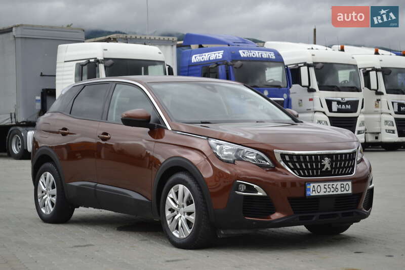 Позашляховик / Кросовер Peugeot 3008 2017 в Хусті