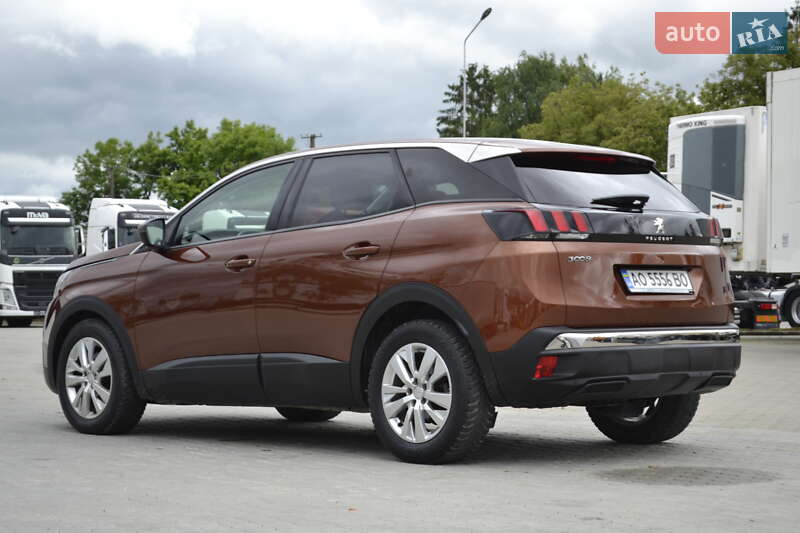 Позашляховик / Кросовер Peugeot 3008 2017 в Хусті