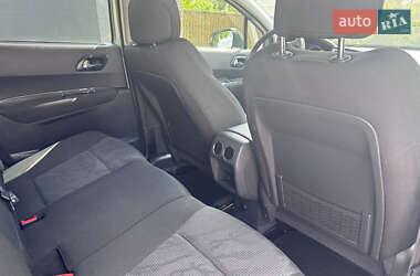 Внедорожник / Кроссовер Peugeot 3008 2011 в 